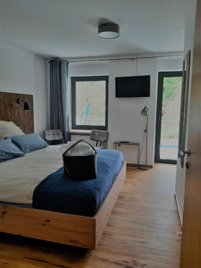 אדיגר-אלר Haus Moselliebe B&B מראה חיצוני תמונה